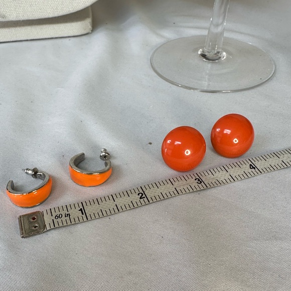 Two pair of vintage orange earrings - Picture 2 of 6